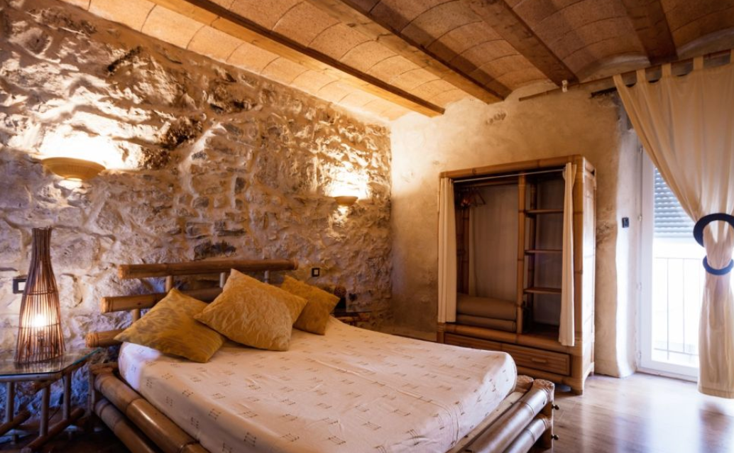Coupon de réduction de 48,50€ pour 1 nuit en chambre junior -50% au Jardin aux Sources - Brissac (34)