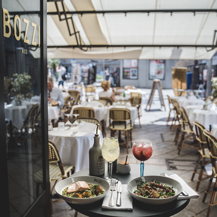 Coupon de réduction : À la Carte Remise de 35 €* - Valable chez BOZZI BRASSERIE - à NICE (06)