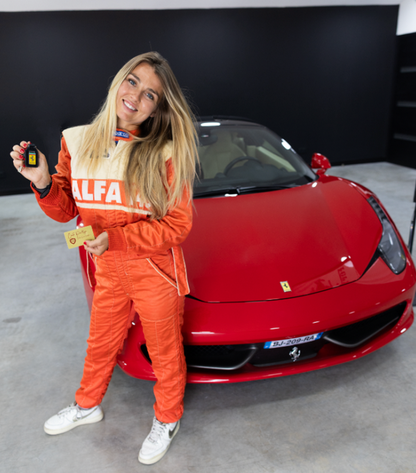 Coupon de réduction de 195 € pour 1 heure de conduite à sur route au volant d'1 Ferrari 458 Italia -30% - Aubagne (13)