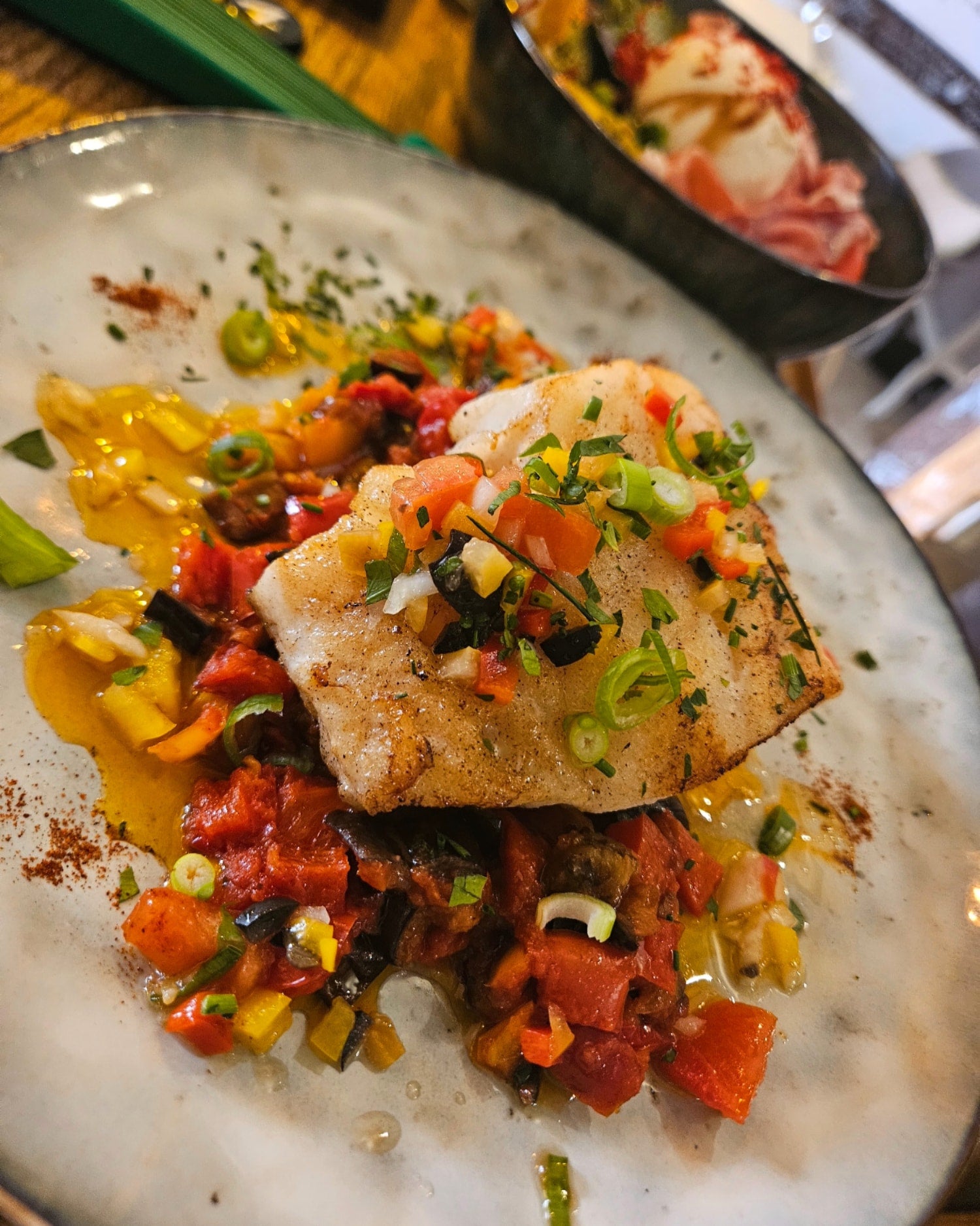 Coupon de réduction : À la carte Remise de 20 euros * - Valable chez LE PETIT FOUET - à MOUGINS (06)