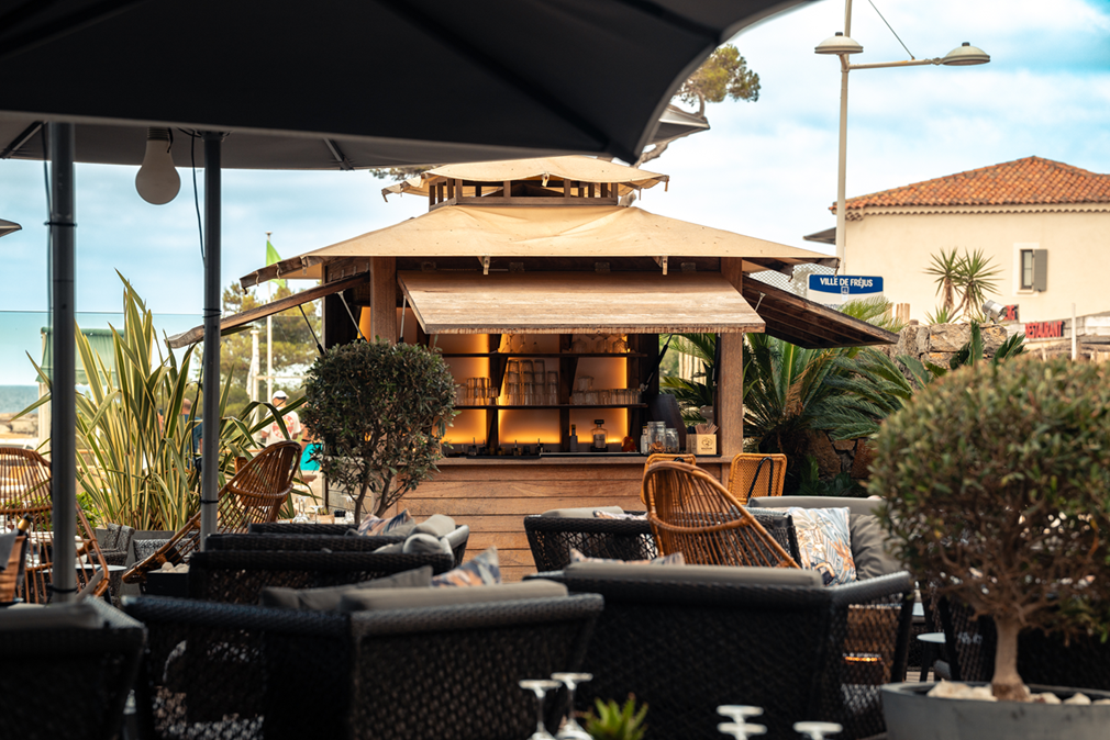 Coupon de réduction : 1 Nuit payante = 1 Nuit offerte Selon Tarif** - Valable à L'HOTEL SAINT-AYGULF - à SAINT-AYGULF (83)