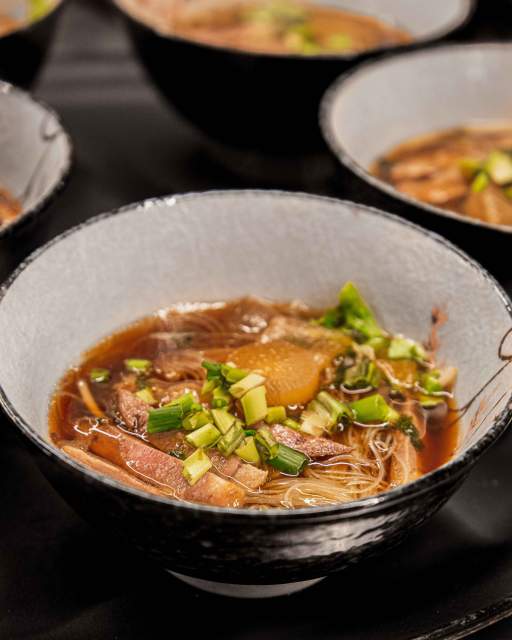 Coupon de réduction : Pour tout menu 5 escales "Voyage en Asie" acheté à 51€ = Votre apéritif offert (Valable pour deux personnes) - Valable au RESTAURANT LE THAI - à ASSIGNAN (34)